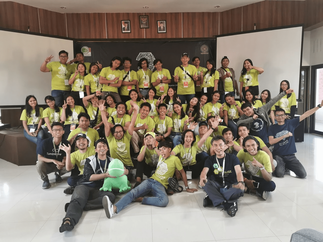 Love The Volunteer More Than 3000